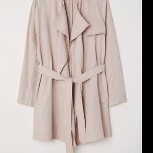 H&M+ light Trench Coat plus size NWT